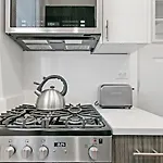 Newly Renovated 1Br Apt In Ideal Location - Belmont E1
