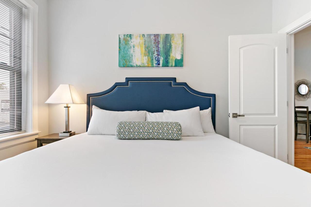 Apartment Newly Renovated 1br In Ideal Location - Belmont E1