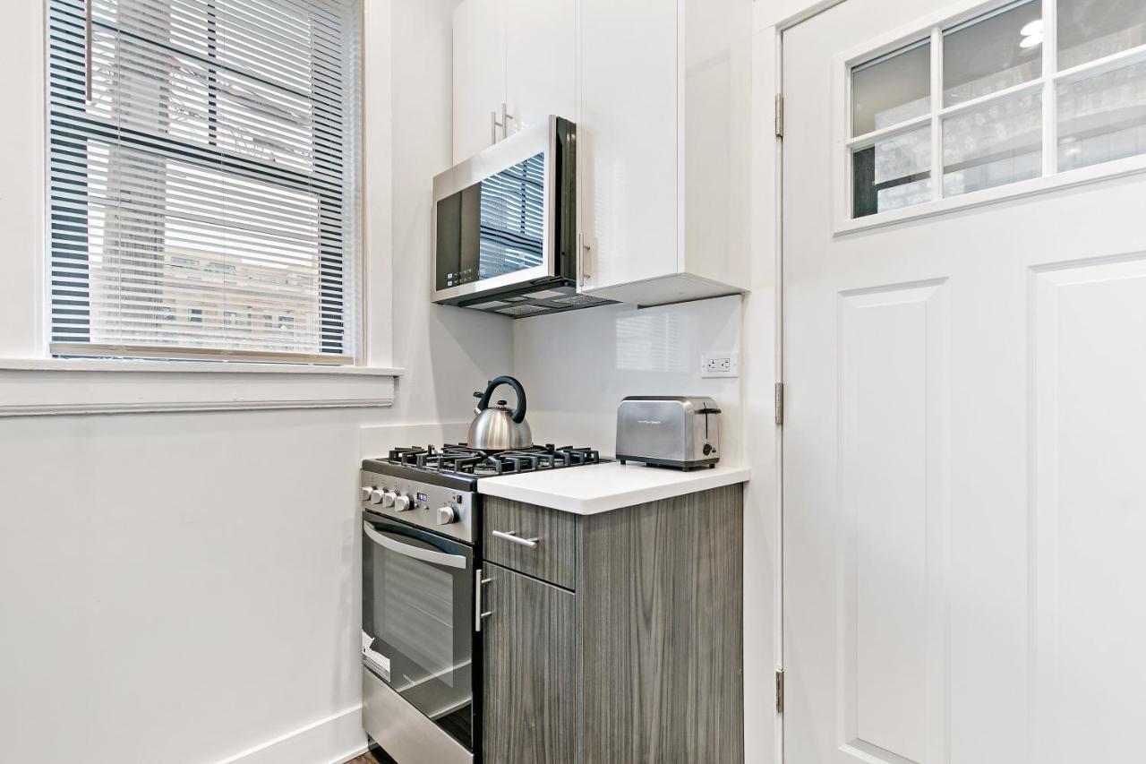 Apartment Newly Renovated 1br In Ideal Location - Belmont E1